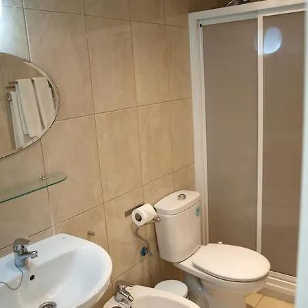 特内里费乐观公寓 *